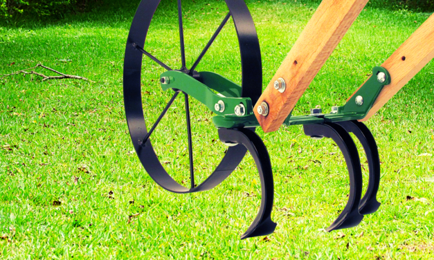 Garden Hoe with Wheels
