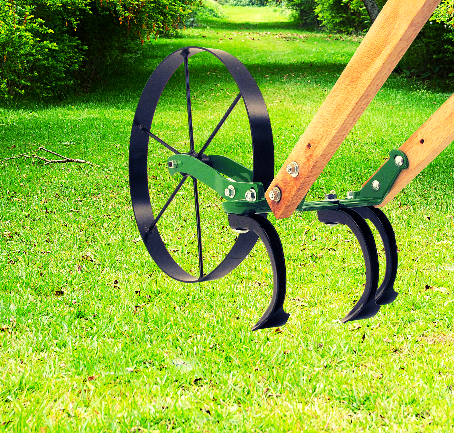 garden hoe with wheels